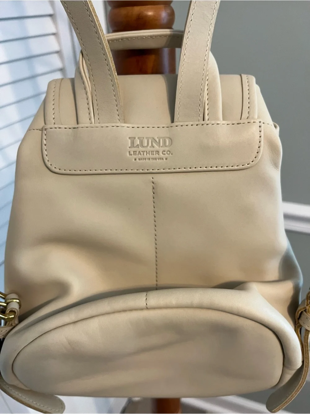N/A sleek cream